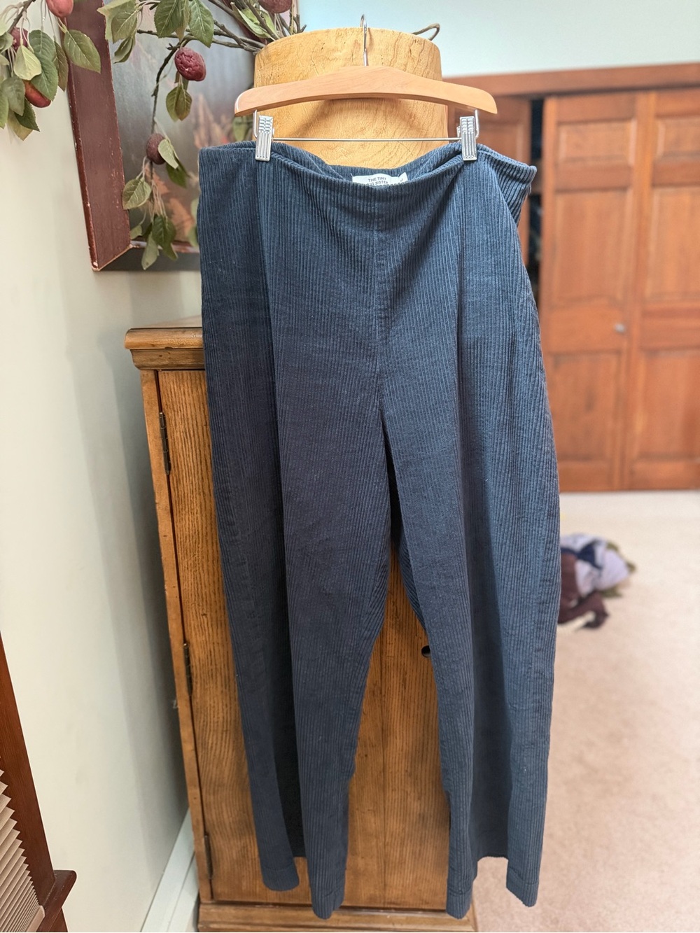 High-Rise Navy Ribbed Wide-Leg Trousers - Picture 5 of 5